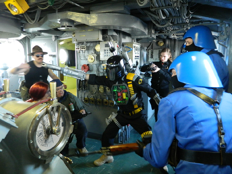 Illustration for article titled Seriously Amazing (and Funny) G.I. Joe Cosplay on a Real Aircraft Carrier